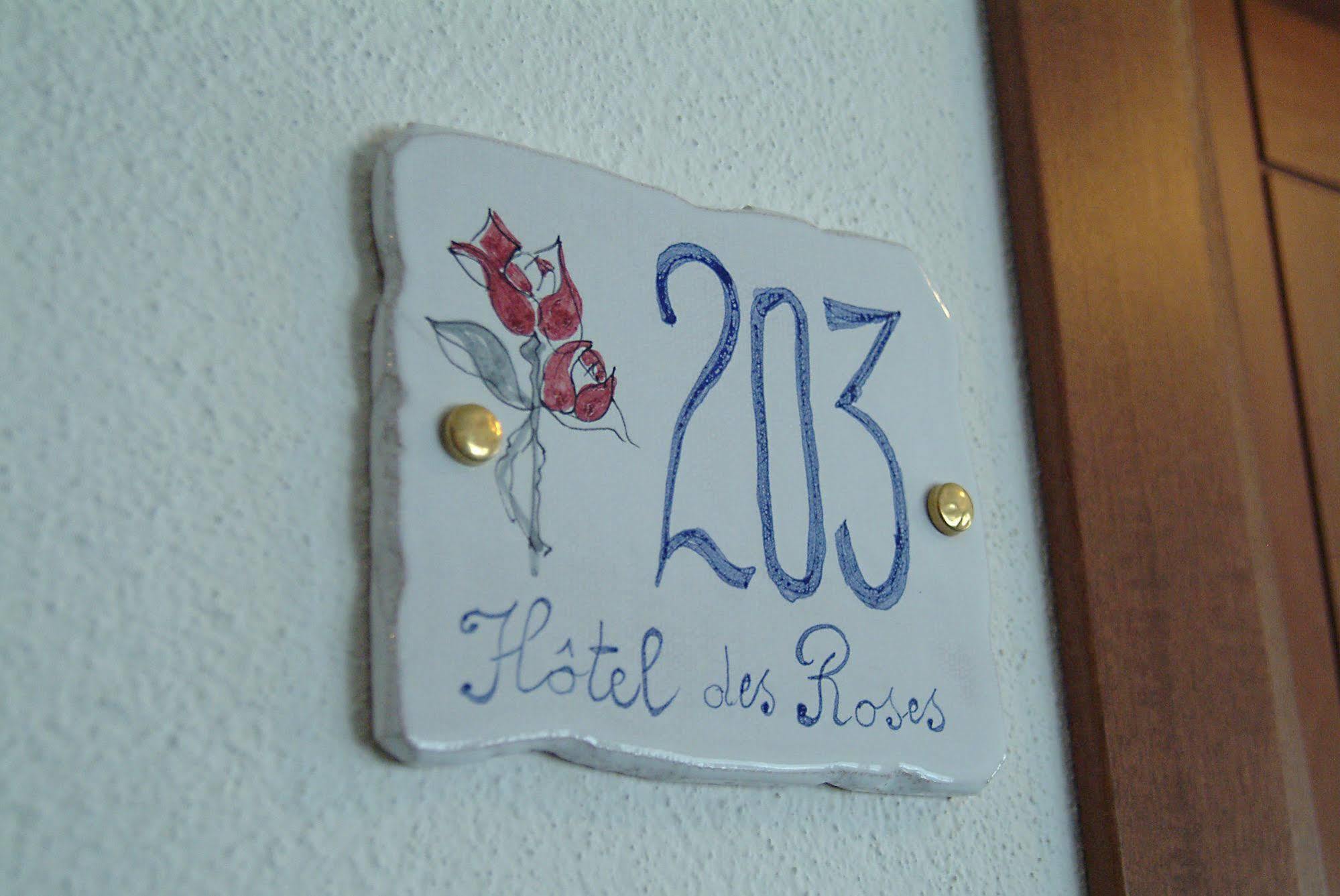 Hotel Des Roses Antey-Saint-André Екстериор снимка